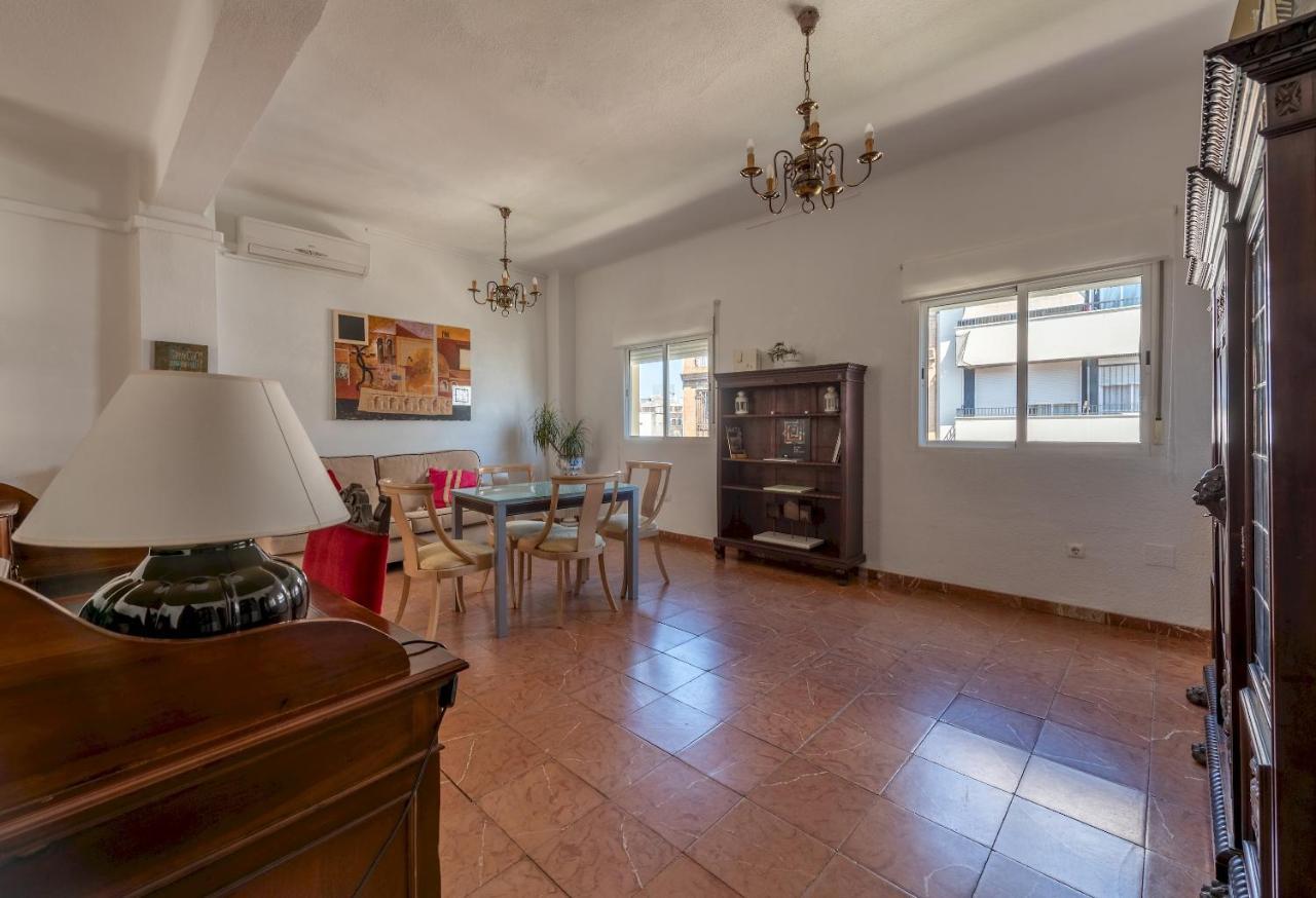 Wide And Traditional- 2Bd 1Bth- Gavidia Севілья Екстер'єр фото